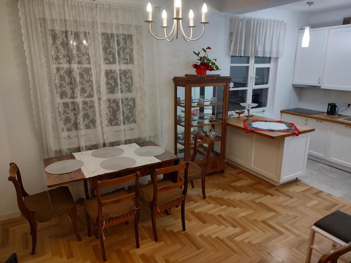 Apartament Przy Starym Miescie Apartment วอร์ซอ ภายนอก รูปภาพ